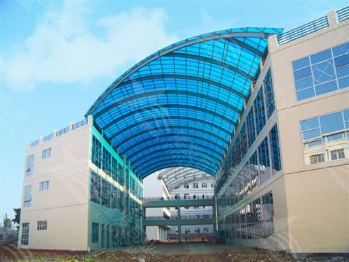 PVC防腐瓦隔熱塑料瓦 隔音降噪PVC采瓦 工程鋼結(jié)構(gòu)停車(chē)場(chǎng)用pvc復(fù)合波浪采光瓦 PVC瓦廠(chǎng)生產(chǎn)制造